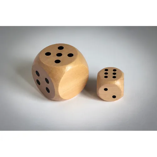 DADIN Schima fa dobókocka 3 cm Fa 