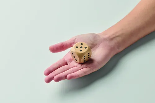DADIN Schima fa dobókocka 3 cm