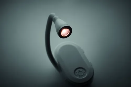 SCENE Újratölthető olvasólámpa