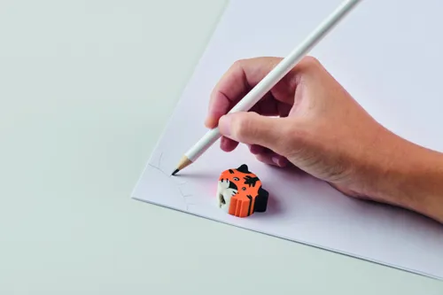 CIRCO Fa ceruza állatos radírral