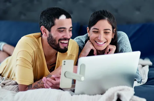 GADA Mágneses telefontartó