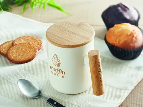 MAJEST Porcelán bögre fedéllel 380 ml