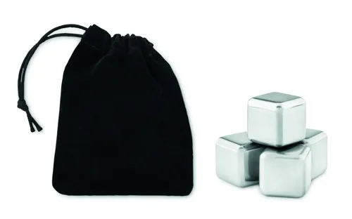 ICY 4 részes acél jégkocka szett